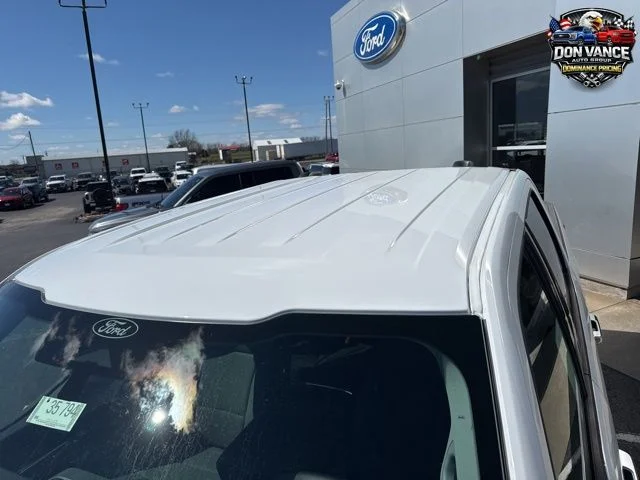 New 2025 Oxford White Ford XLT image 8