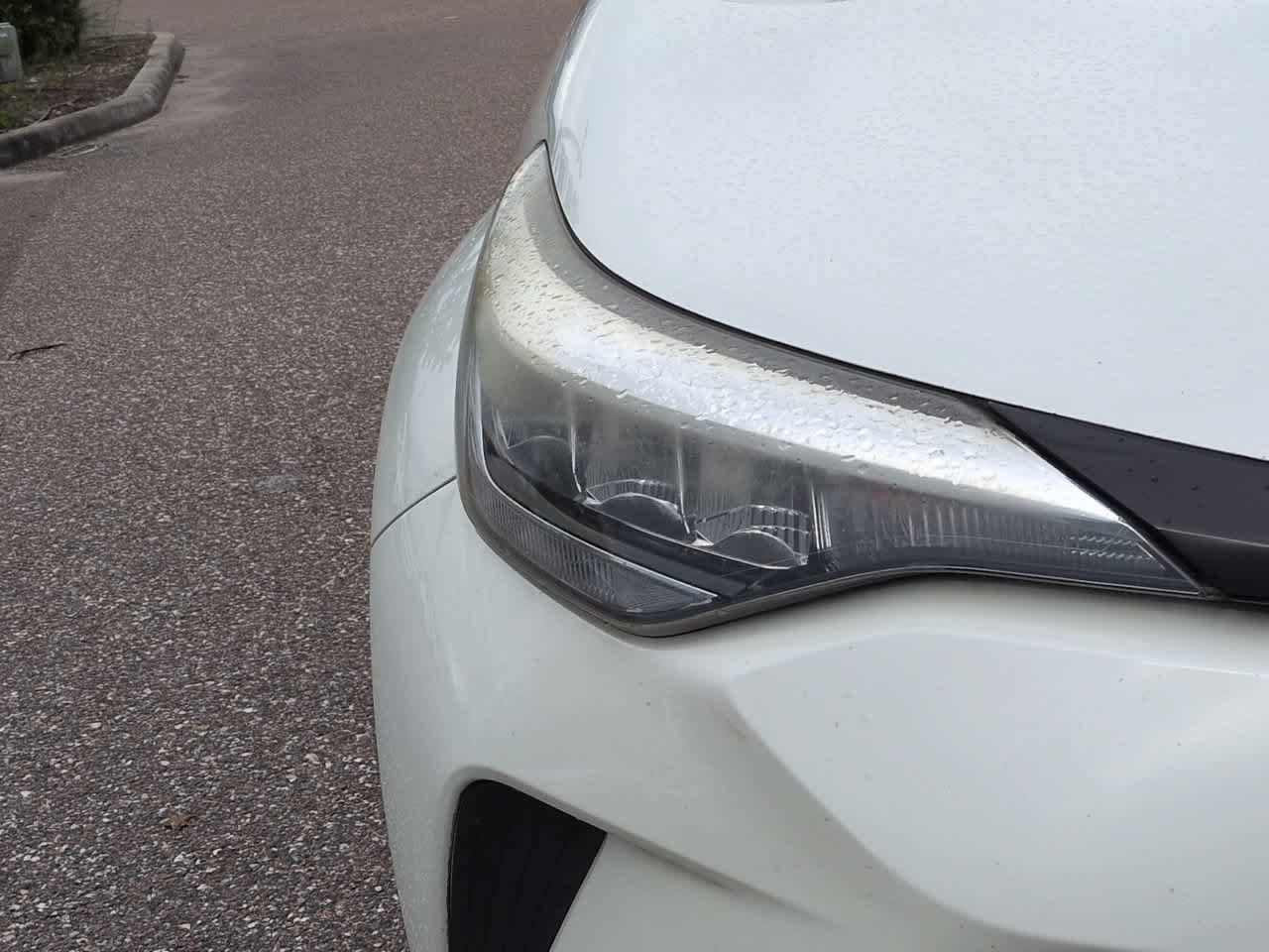 Used 2021 Blizzard Pearl Toyota XLE image 10