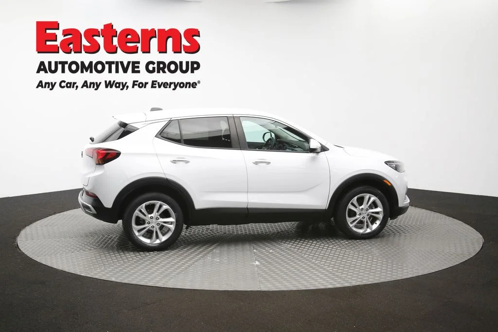 Used 2022 White Buick Preferred image 43