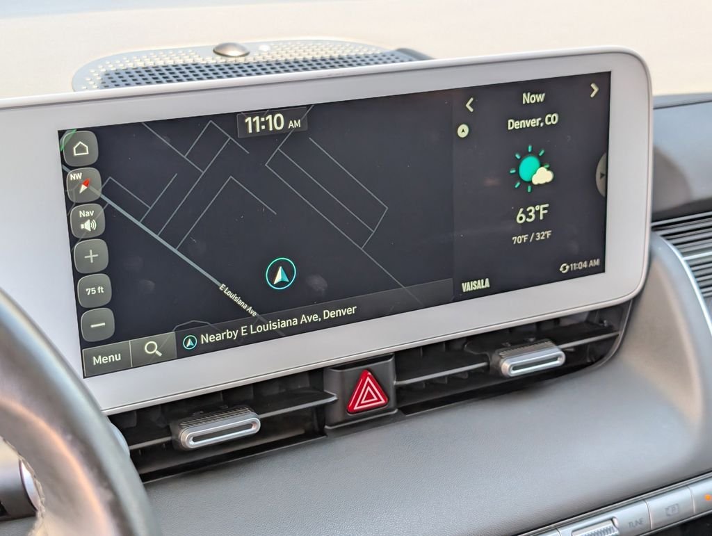 Used 2024 Gray Hyundai SEL image 26