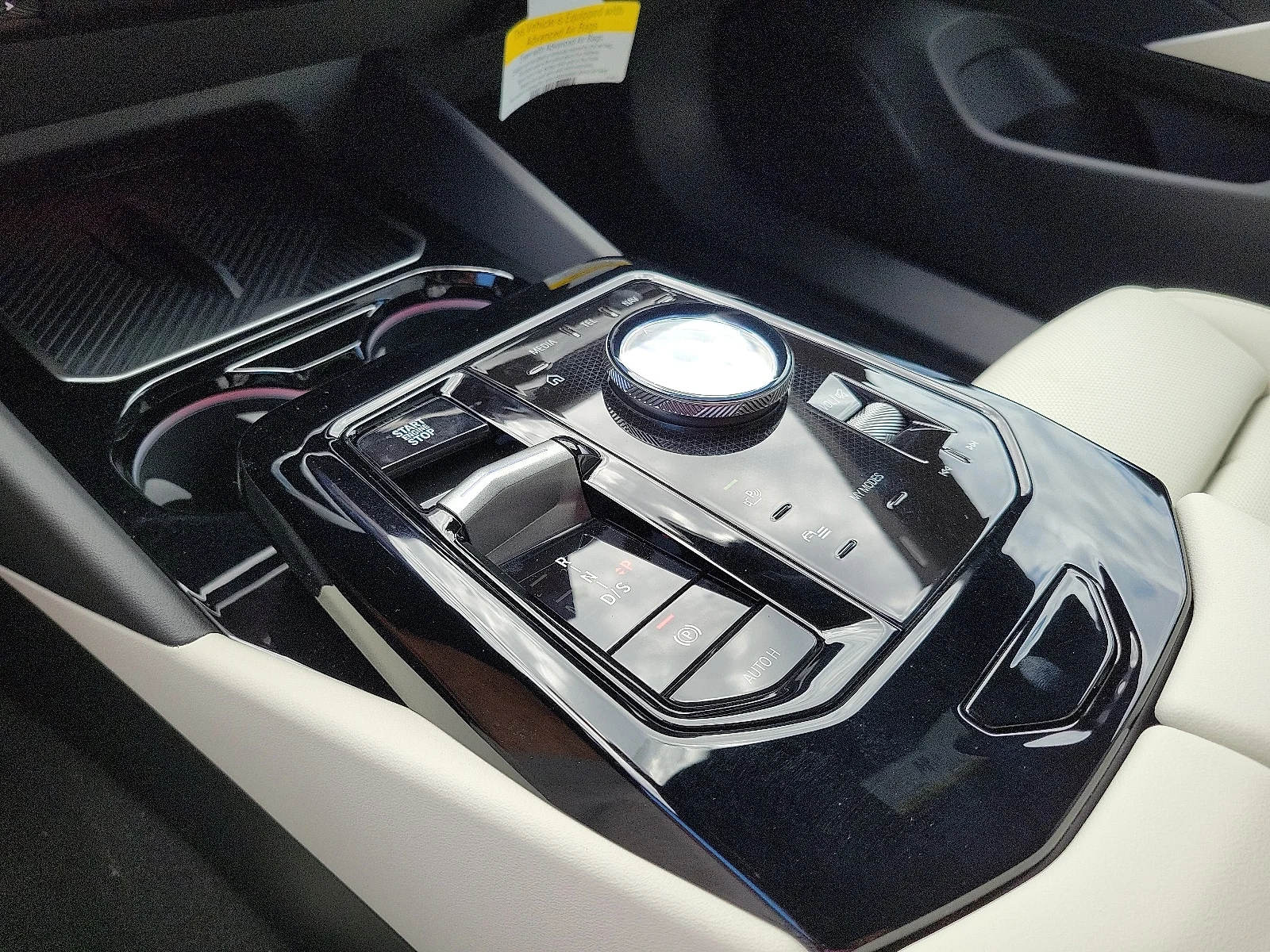 New 2026 Alpine White BMW xDrive All-Wheel Drive image 15