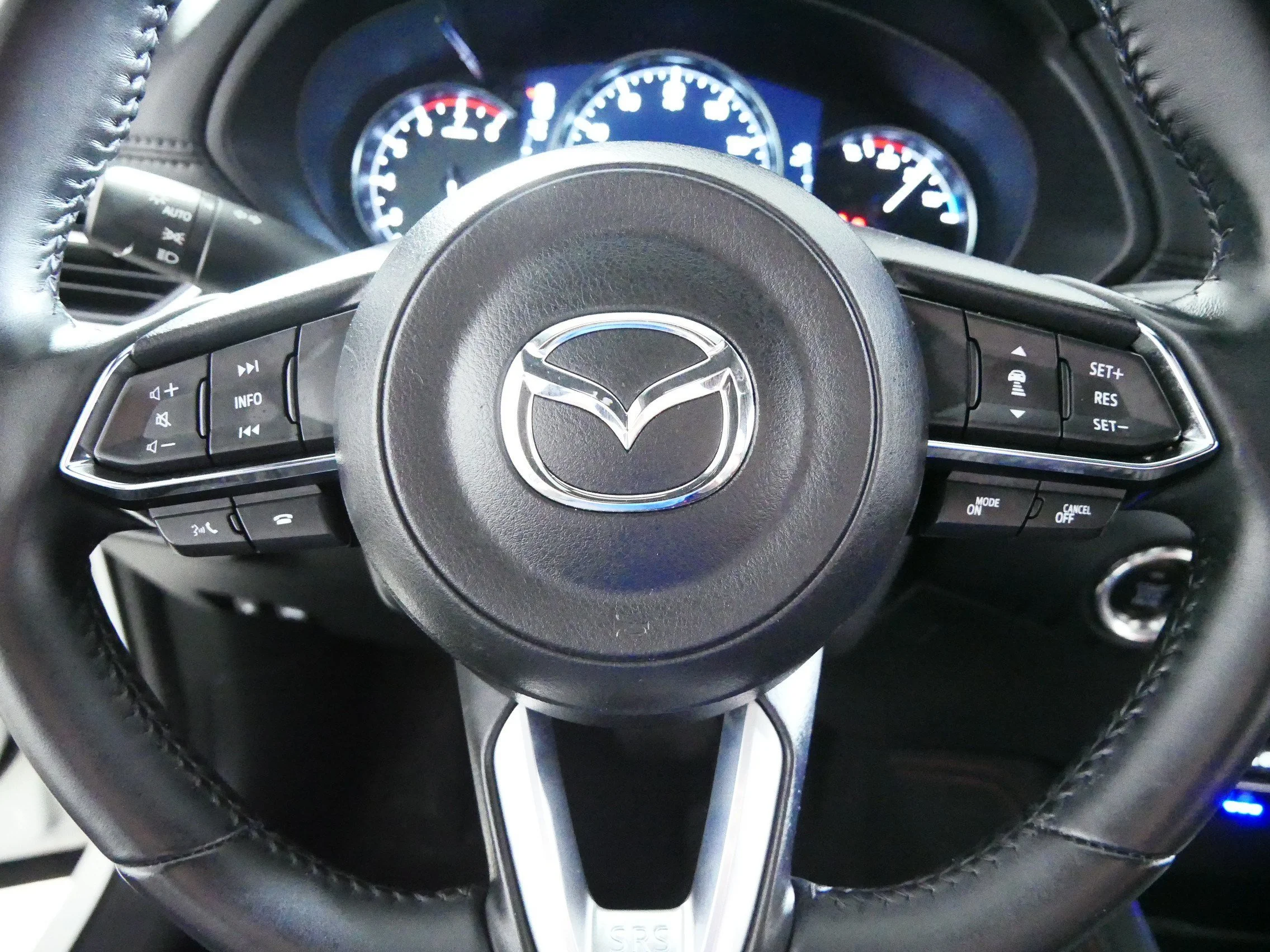 Used 2024 Rhodium White Metallic Mazda 2.5 Carbon Turbo image 25