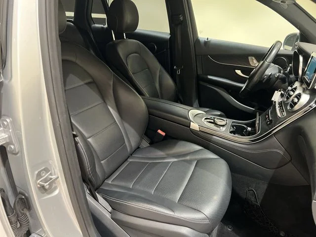 Used 2018 Iridium Silver Metallic Mercedes-Benz GLC 300 image 22