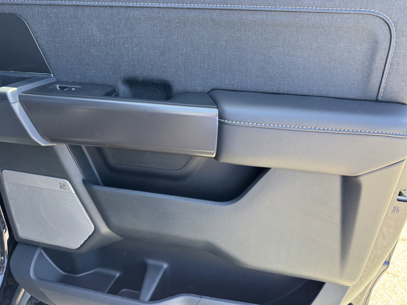 New 2026 Antimatter Blue Metallic Ford Lariat® image 10