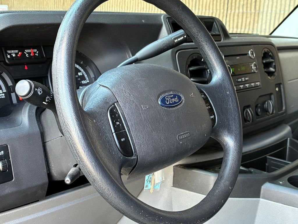 Used 2014 Oxford White Ford XLT image 18