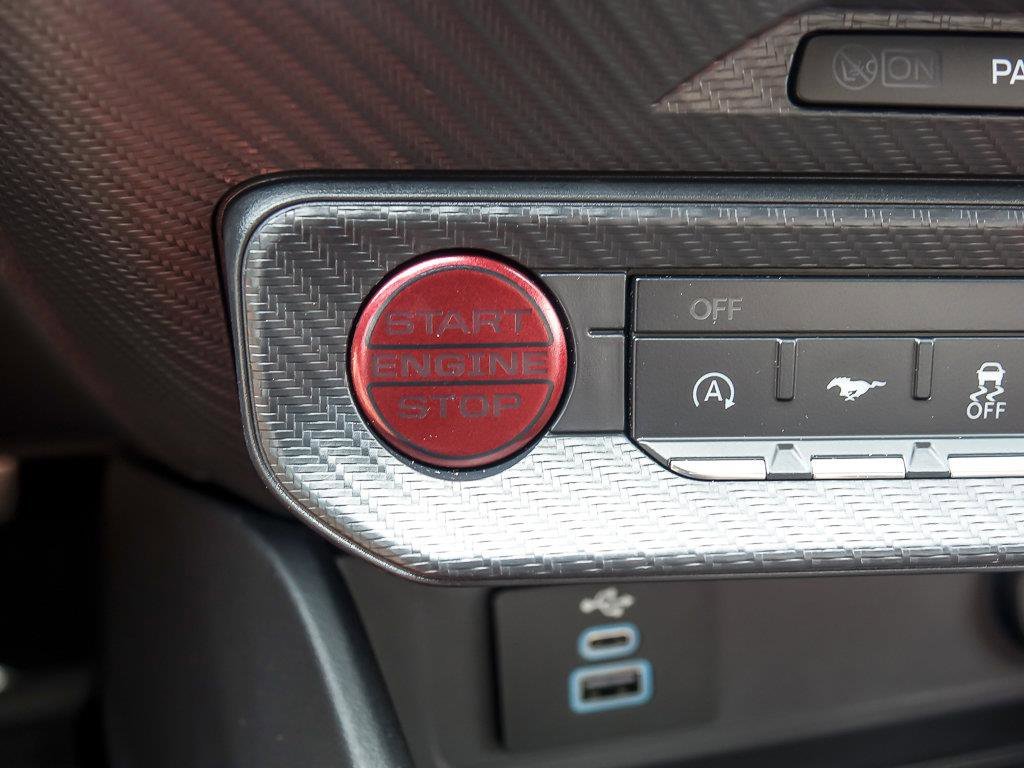 Used 2025 Carbonized Gray Metallic Ford EcoBoost Premium image 19