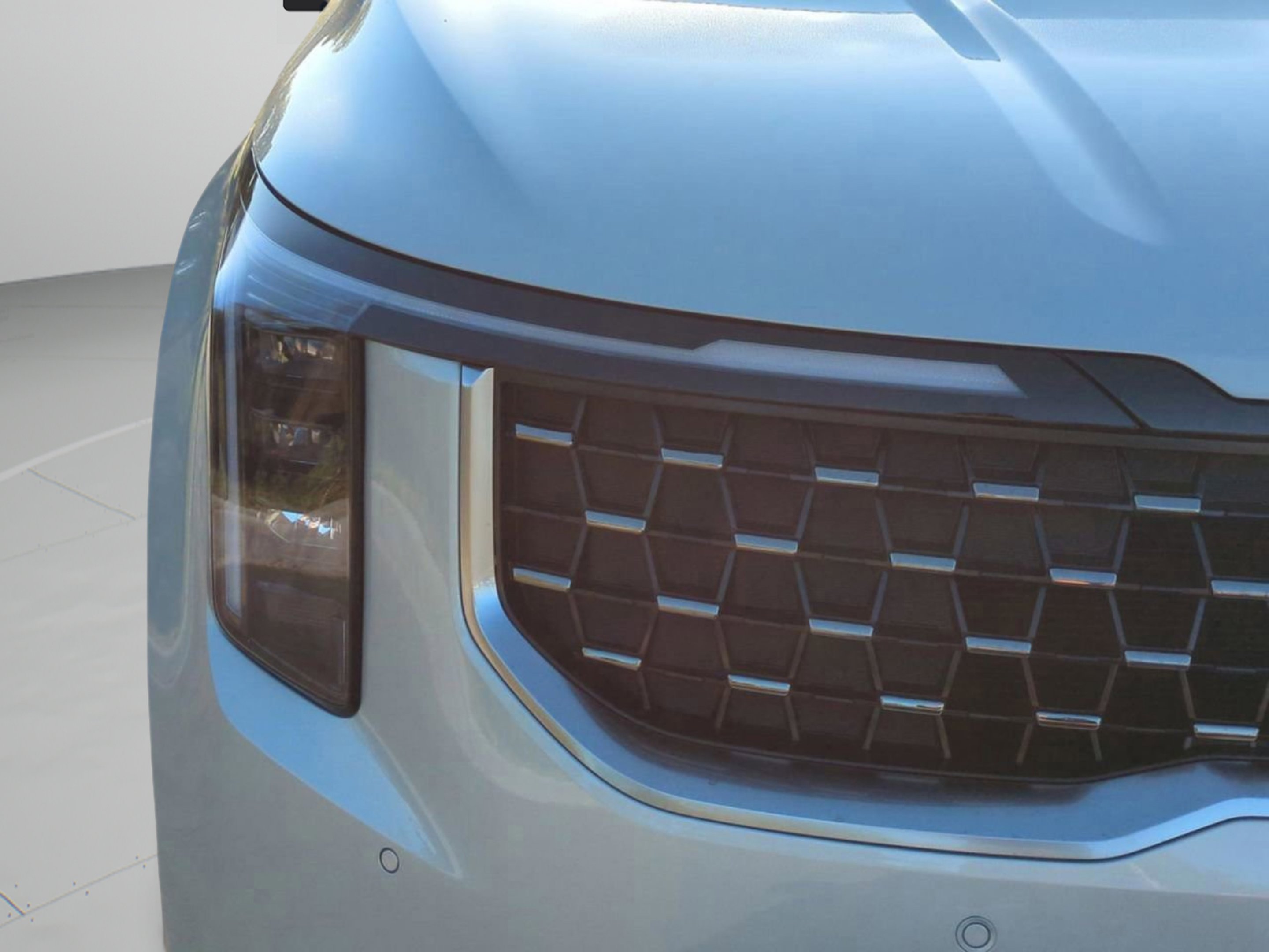 New 2026 Ivory Silver Kia SX image 11