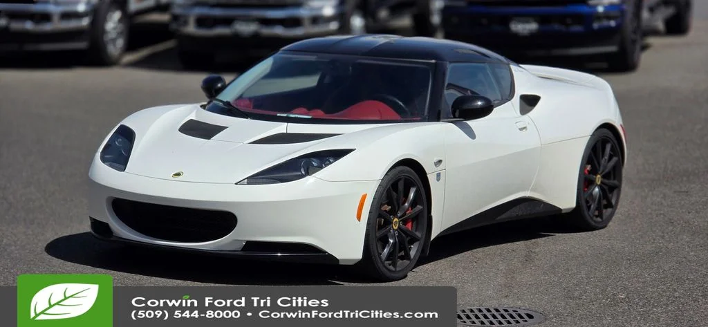 Used 2014 Aspen White Premium Lotus S image 4