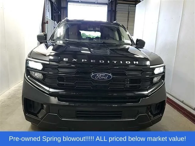 Used 2025 Black Ford Active image 2