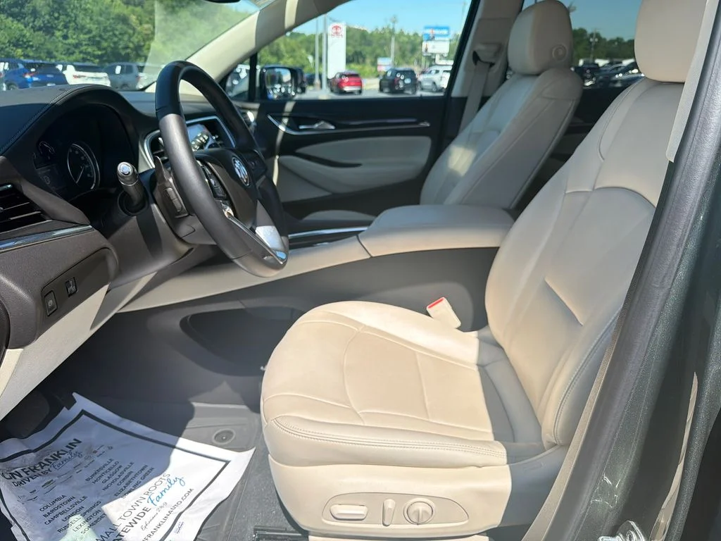 Used 2023 Green Buick Essence image 11