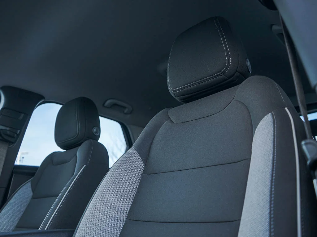 New 2026 Mosaic Black Metallic Chevrolet LT image 19