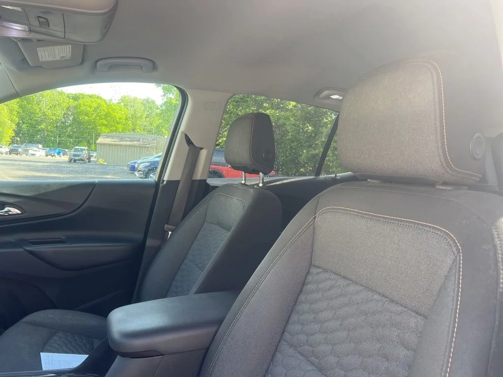 Used 2019 White Chevrolet LT image 10