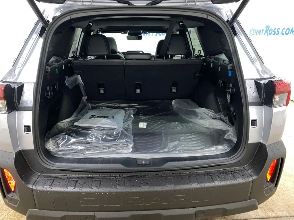 2026 Subaru Outback Limited - Photo 11