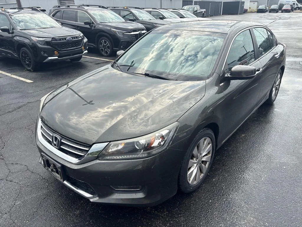 Used 2013 Gray Honda EX-L image 6