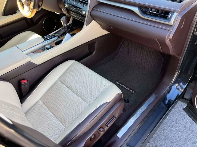 Certified Used 2019 Caviar Lexus 350 image 24
