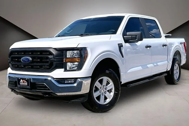 Used 2023 White Ford XL image 1