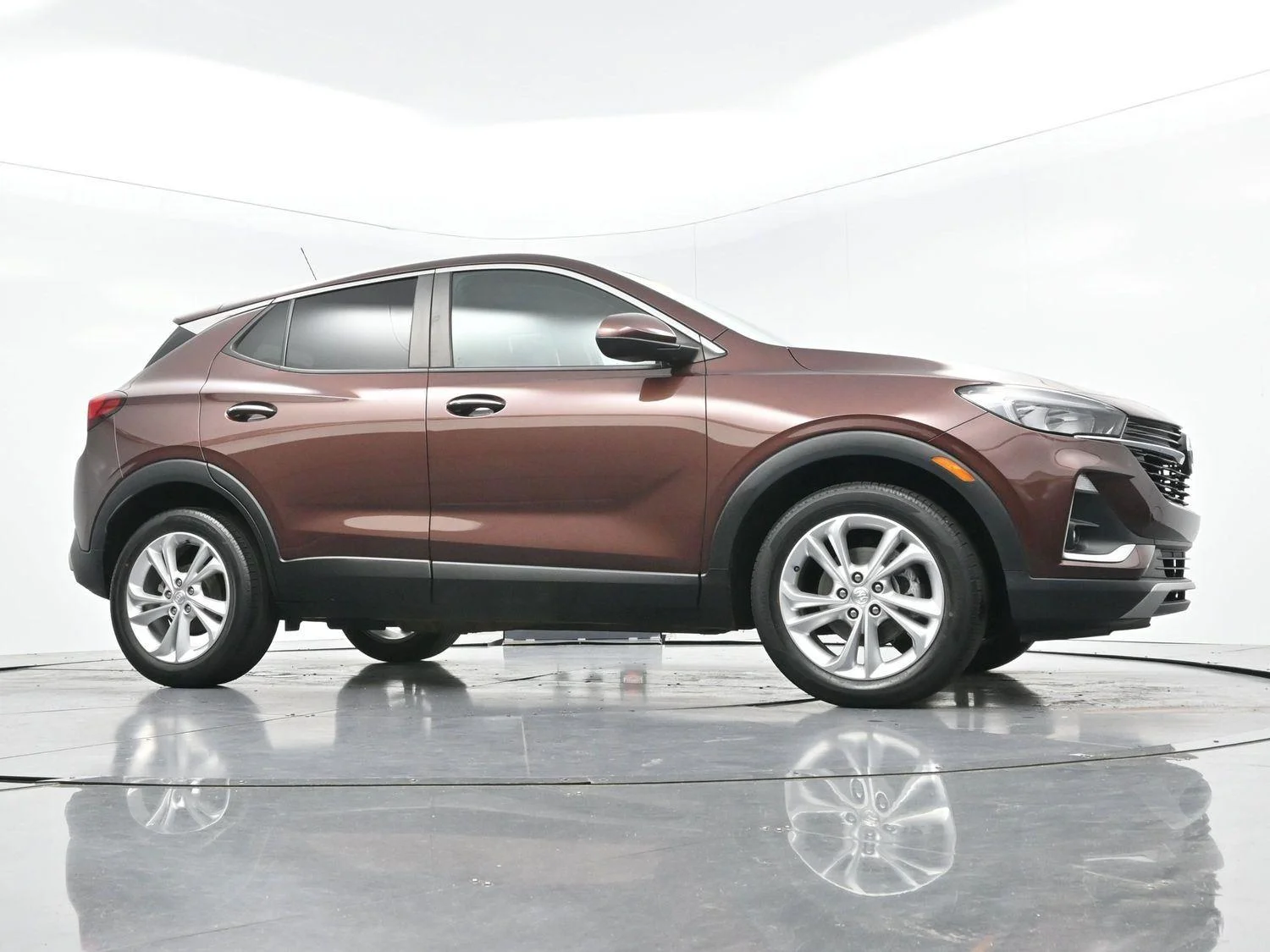 Used 2023 Rosewood Metallic Buick Preferred image 45