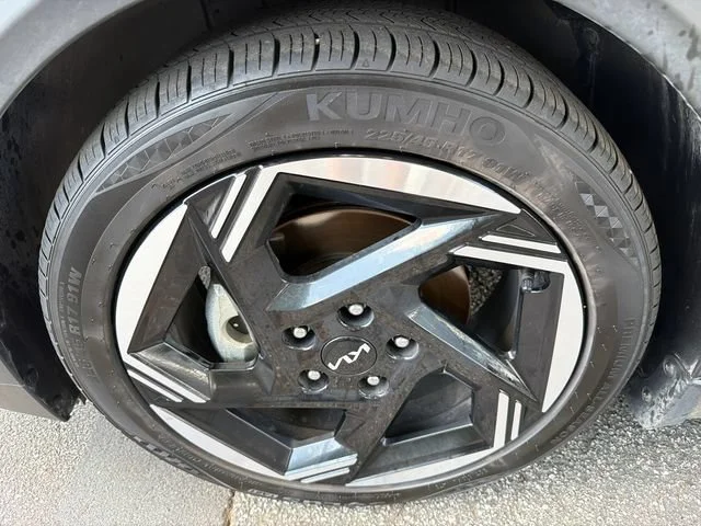 Used 2025 Black Kia EX image 11