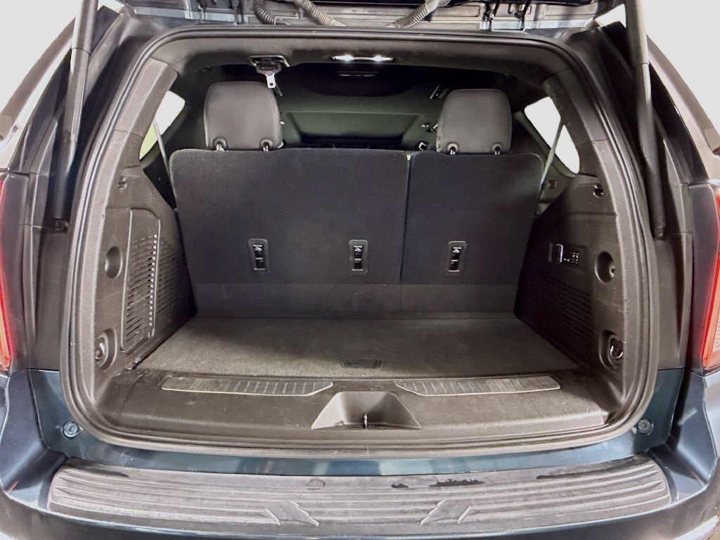 Used 2021 Shadow Gray Metallic Chevrolet Premier image 31