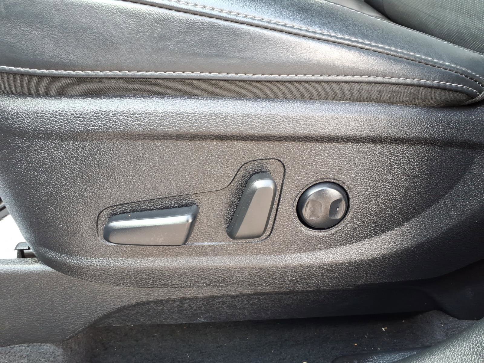 Used 2024 Everlasting Silver Kia S image 6