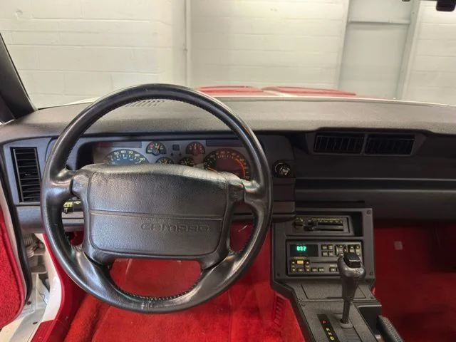 Used 1992  Chevrolet Z28 image 9