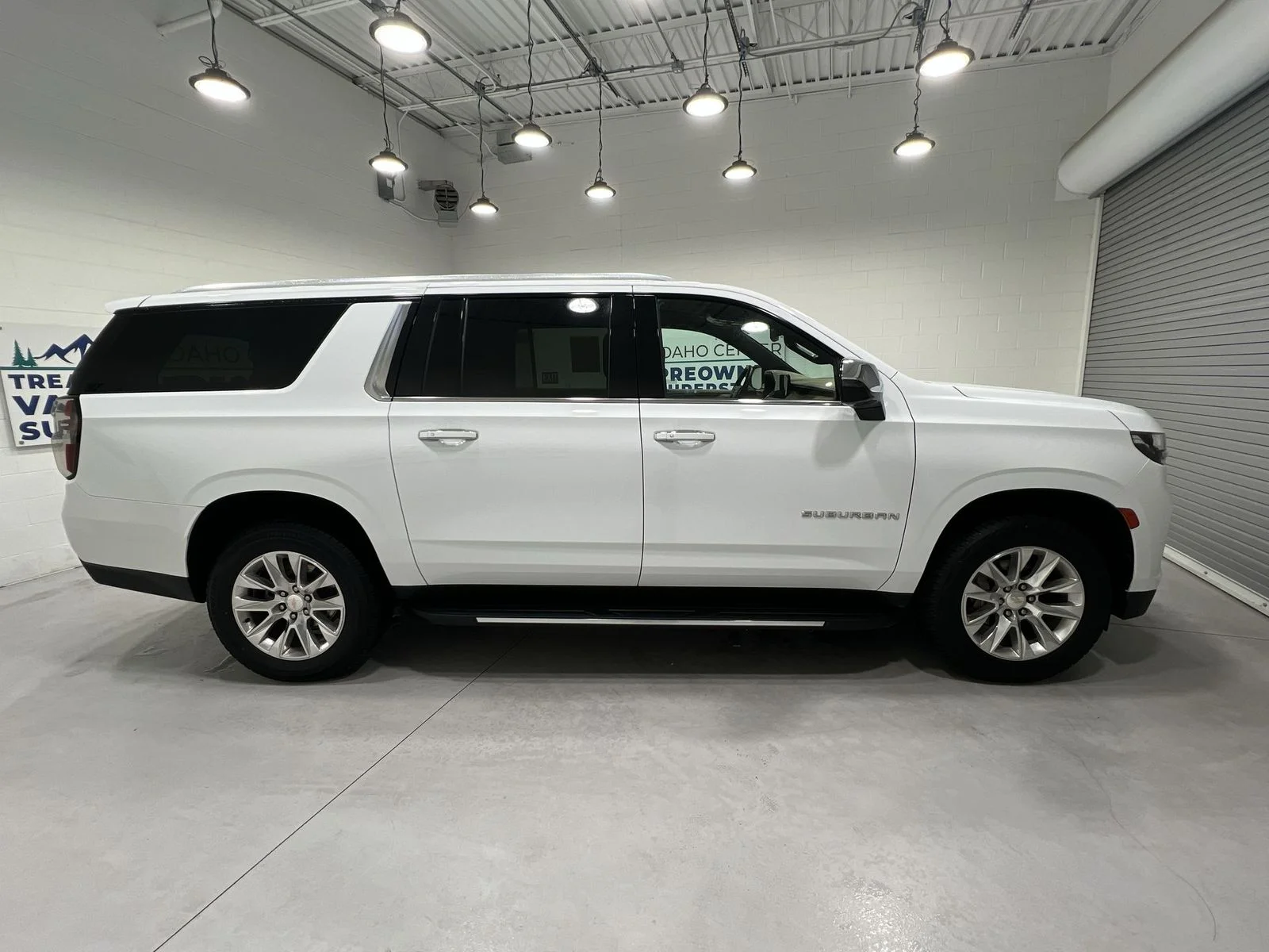 Used 2024 White Chevrolet Premier image 9