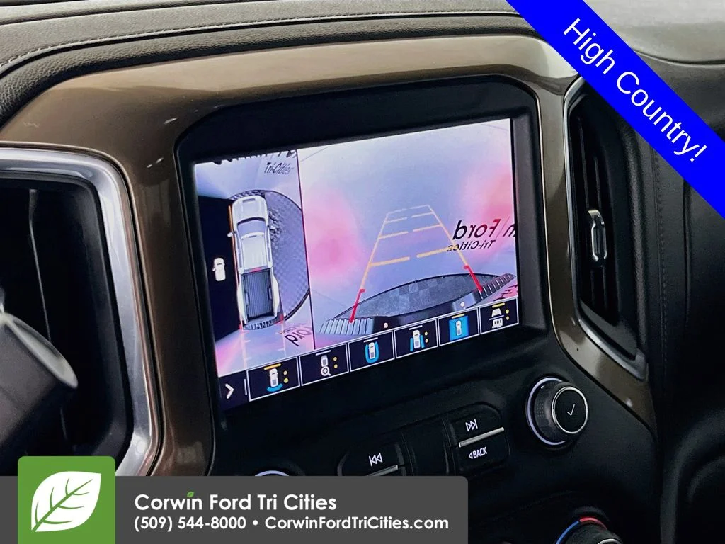 Used 2022 Black Chevrolet High Country image 22