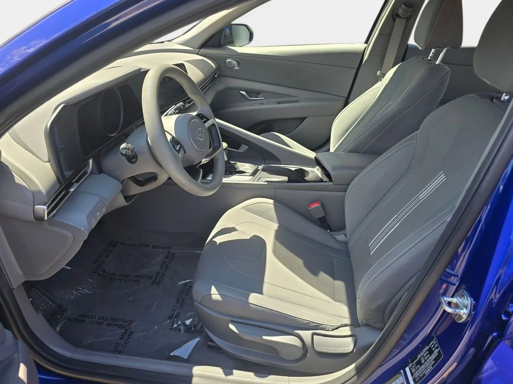 Used 2022 Blue Hyundai SEL image 18