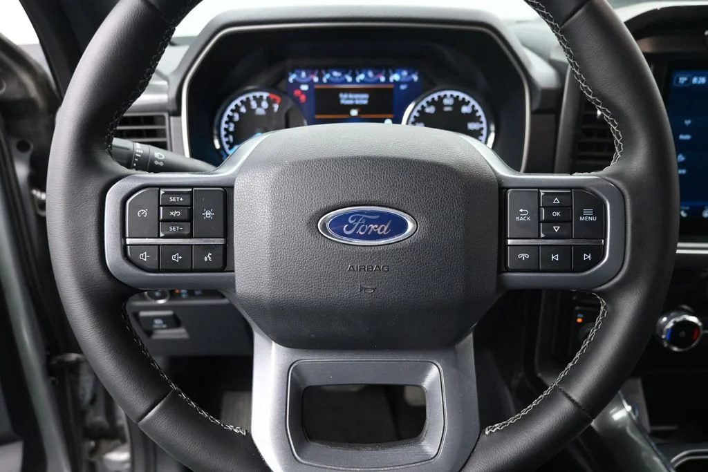 Used 2023 Silver Ford XLT image 16