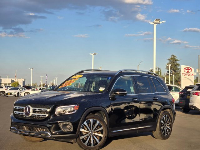 Used 2022 Black Mercedes-Benz GLB 250 image 8