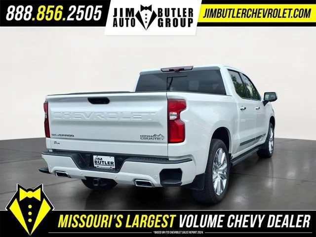 Used 2024 Iridescent Pearl Tricoat Chevrolet High Country image 25
