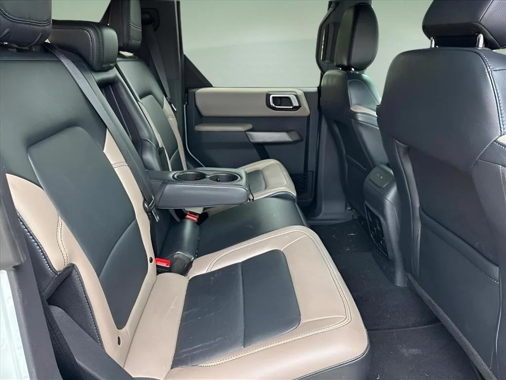 Used 2023 Cactus Gray Ford Wildtrak image 15