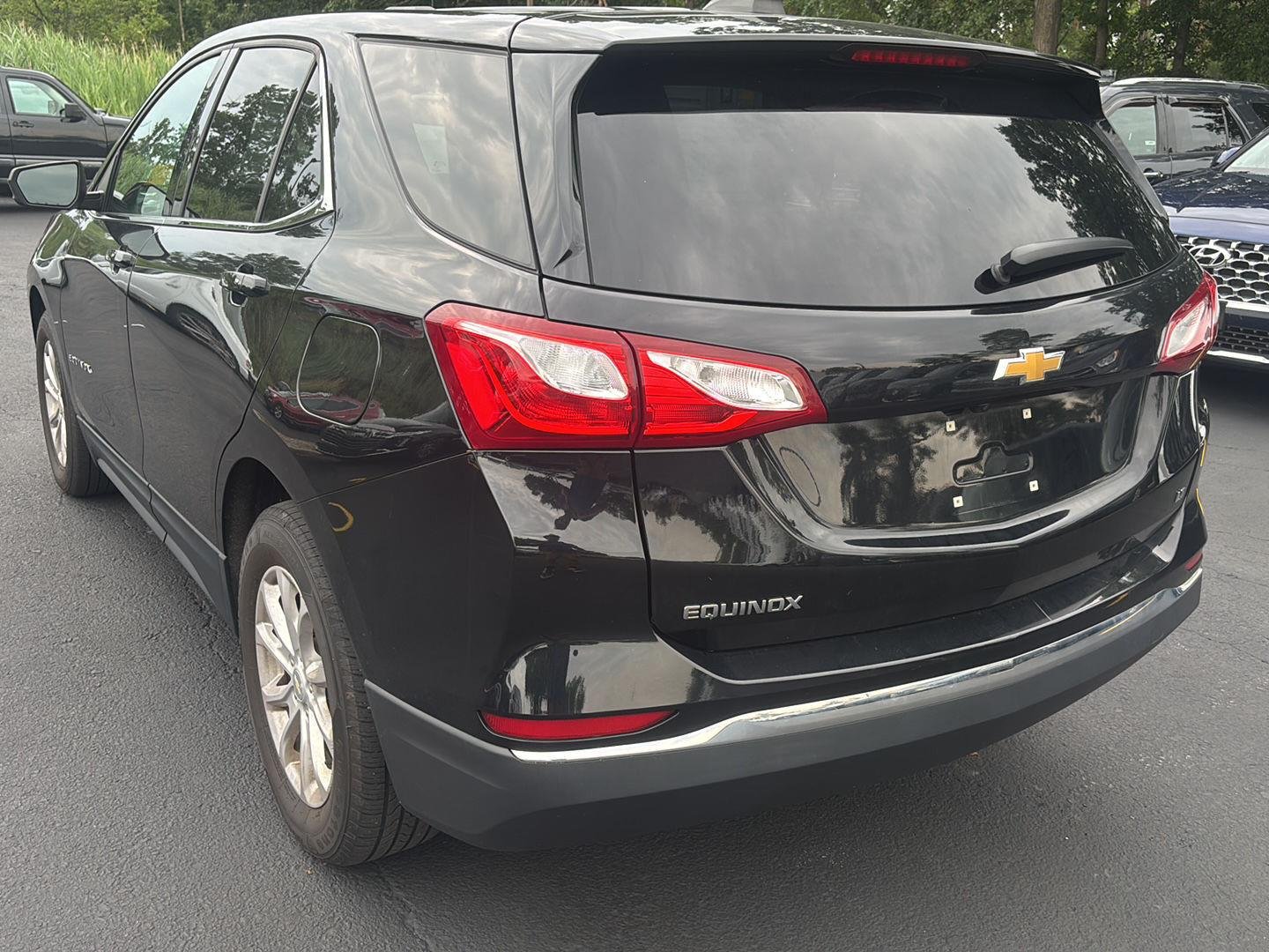 Used 2019 Mosaic Black Metallic Chevrolet LT image 5