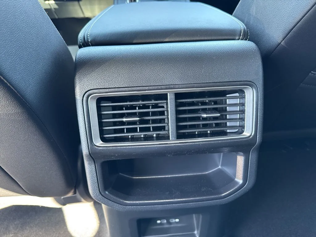 New 2026 Black Volkswagen 2.0T SE image 13