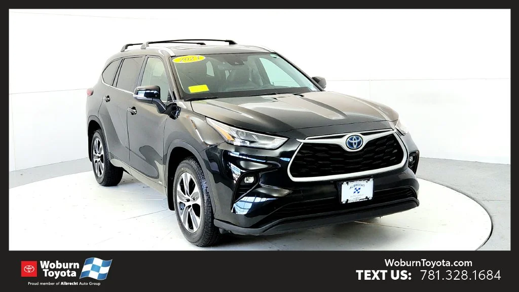 Used 2023 Black Toyota XLE image 1