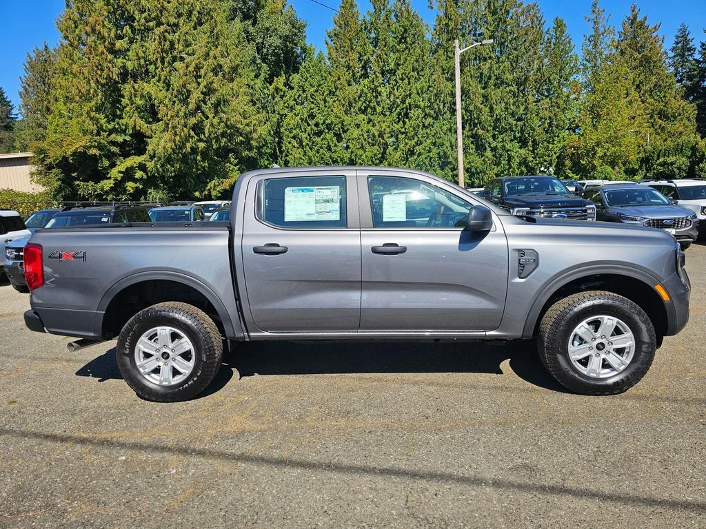 New 2025 Carbonized Gray Metallic Ford XL image 8