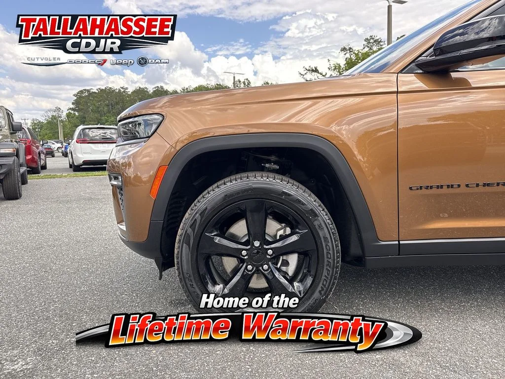 New 2026 Copper Shino Metallic Clear-Coat Exterior Paint Jeep Limited image 13