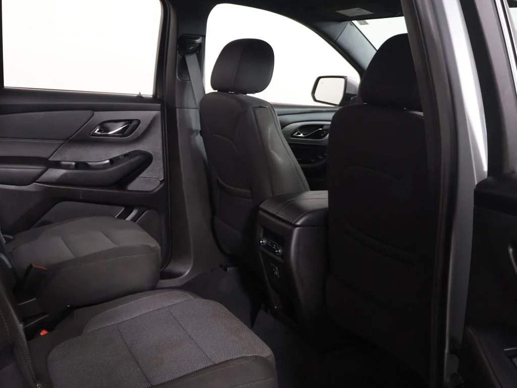 Used 2023 Gray Chevrolet LT image 28