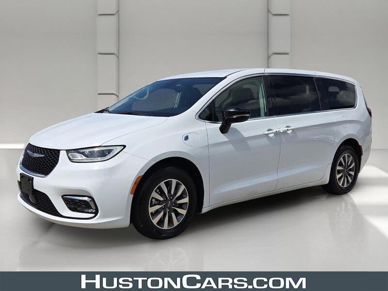 2024 Chrysler Pacifica