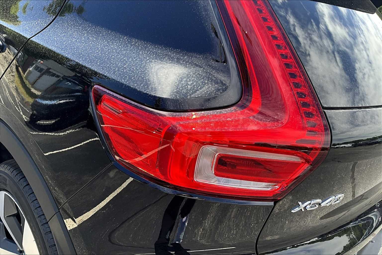 2026 Volvo XC40 Core - Photo 5