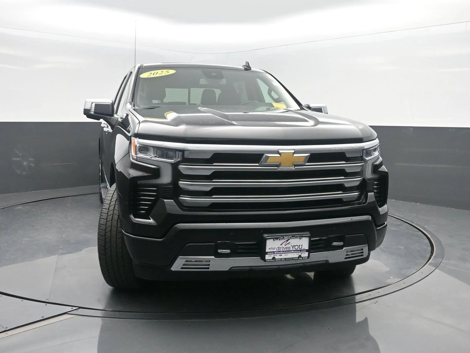 Used 2025 Black Chevrolet High Country image 49
