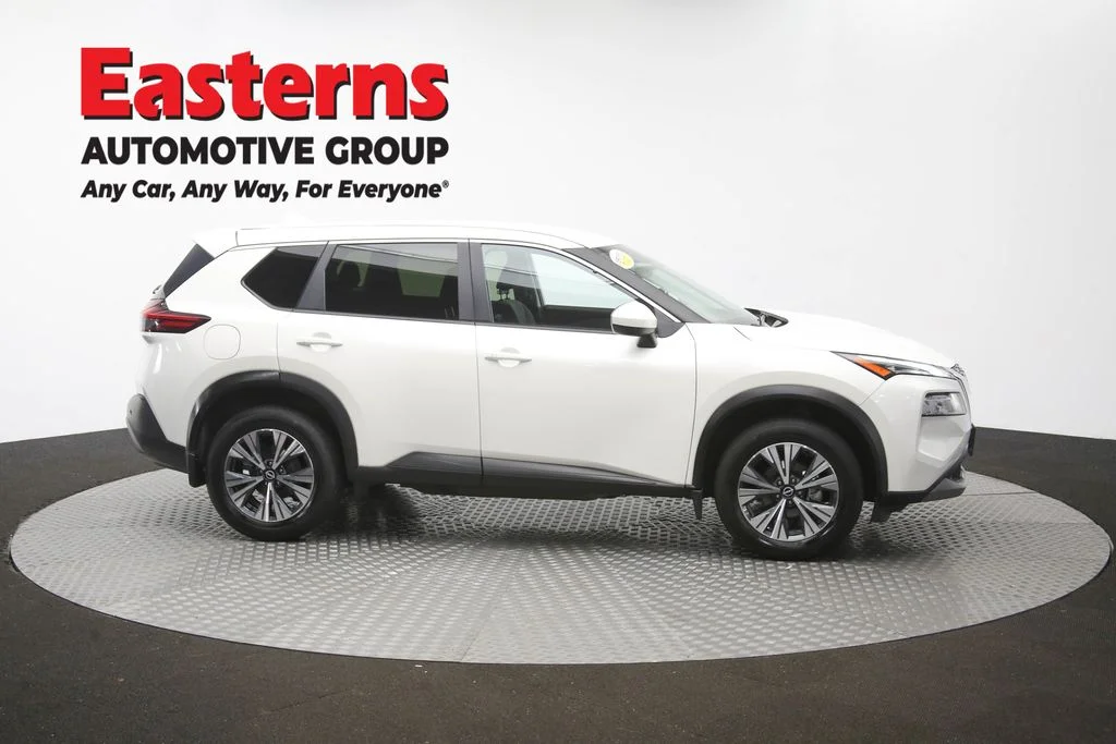 Used 2023 White Nissan SV image 45