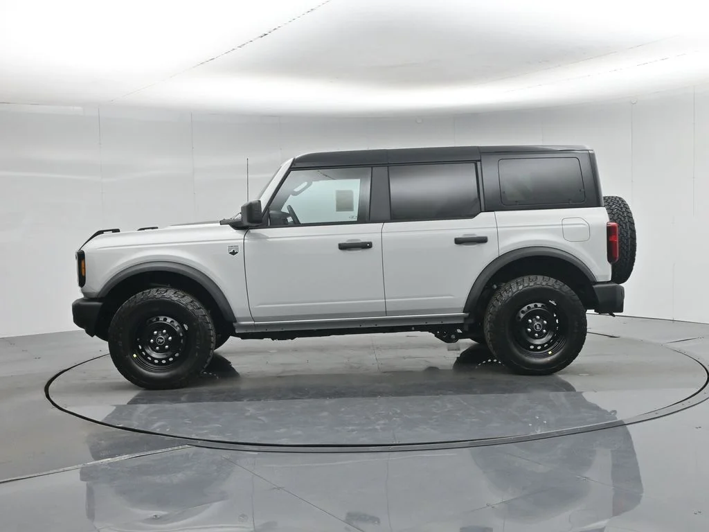New 2026 Avalanche Gray Ford Big Bend image 24