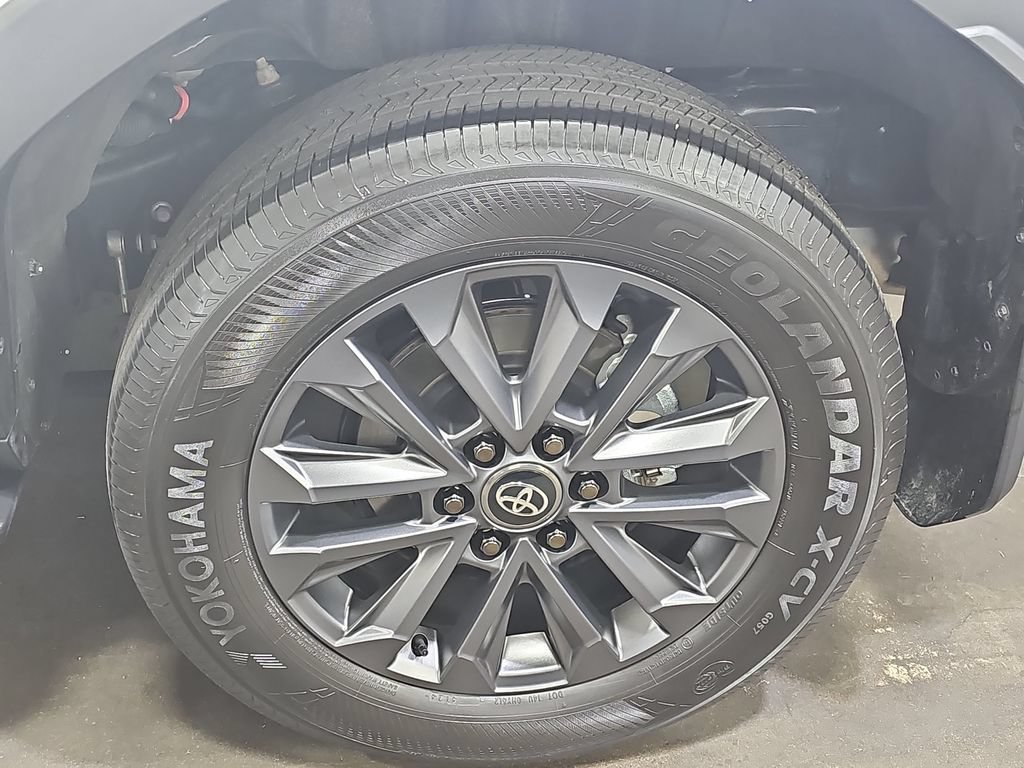Used 2025 White Toyota 1958 image 40