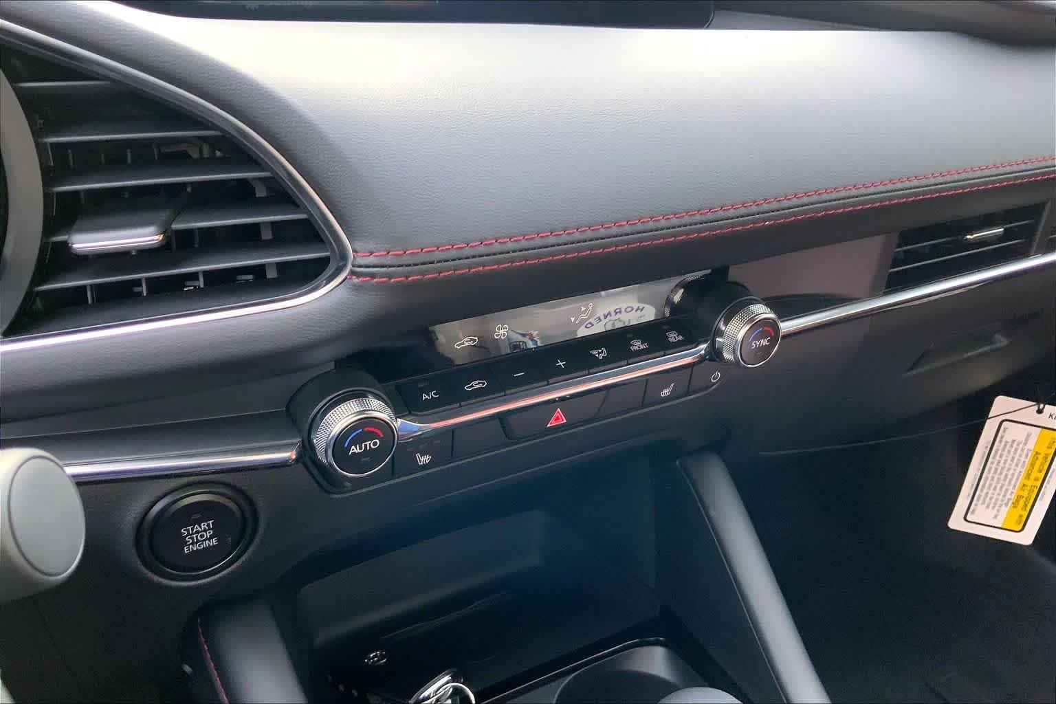 2026 Mazda Mazda3 Carbon Edition - Photo 16