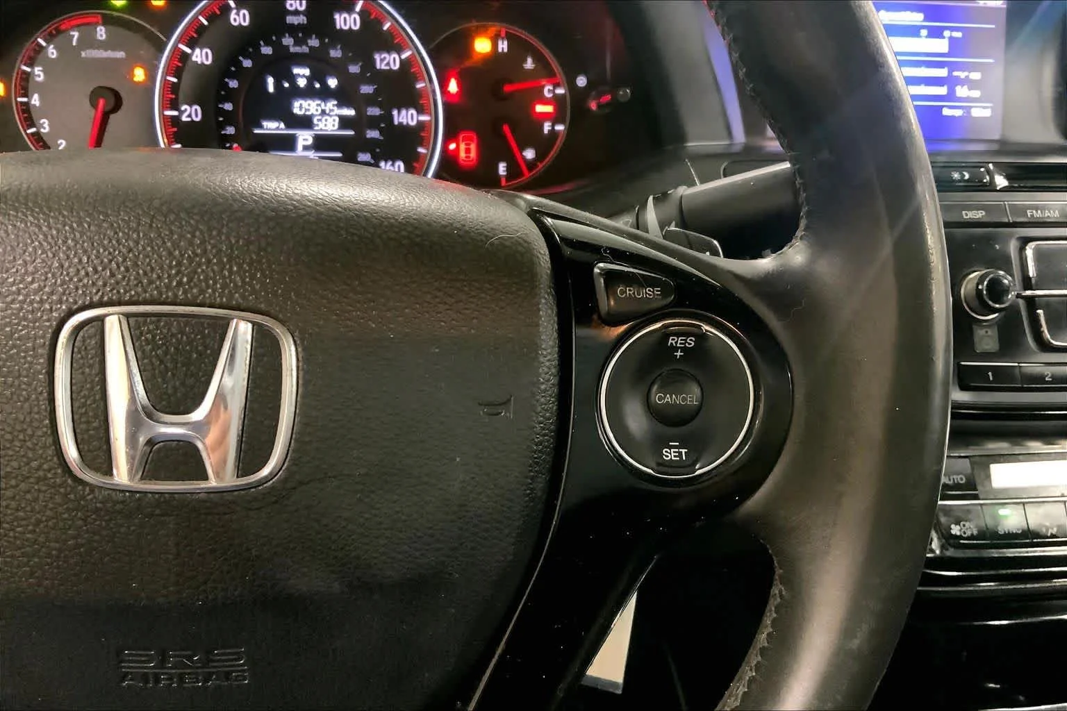 Used 2017 White Orchid Pearl Honda Sport image 25