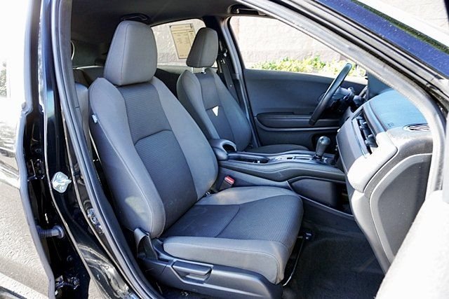 Used 2021  Honda Sport image 11