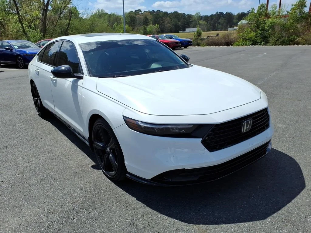 2025 Honda Accord Hybrid Sport-L's photo