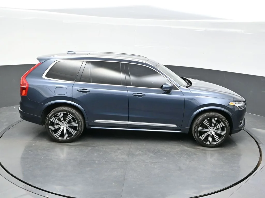 Certified Used 2025 Denim Blue Volvo Core image 38