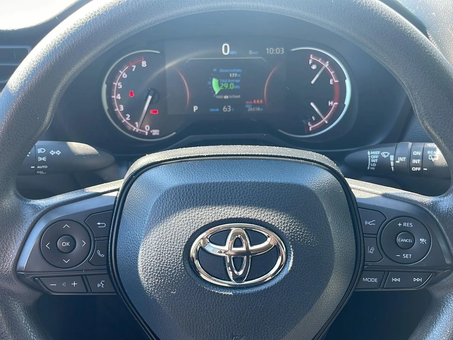 Used 2025 Silver Sky Metallic Toyota XLE image 25